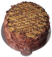 6 ile 9 kişilik Çikolatalı Krokanlı yaş pasta